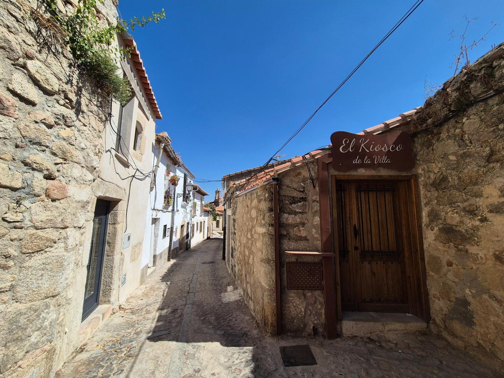 Grupo Garcia De Paredes Apartamentos Turisticos トルヒーリョ エクステリア 写真