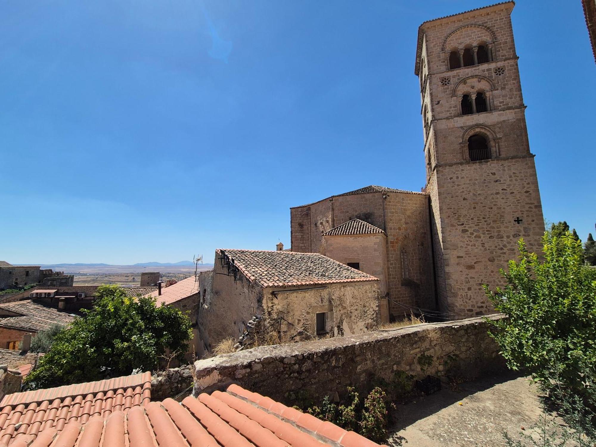 Grupo Garcia De Paredes Apartamentos Turisticos トルヒーリョ エクステリア 写真